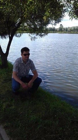  ,   Viktor, 49 ,   c 