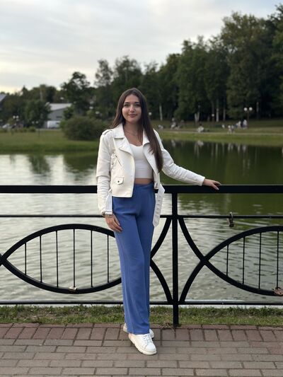  ,   Yulia, 25 ,   ,   