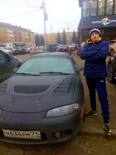  ,   Artem, 33 ,   
