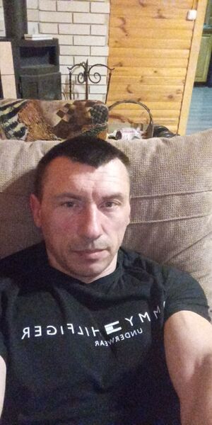  ,   Vladimir, 41 ,   c 