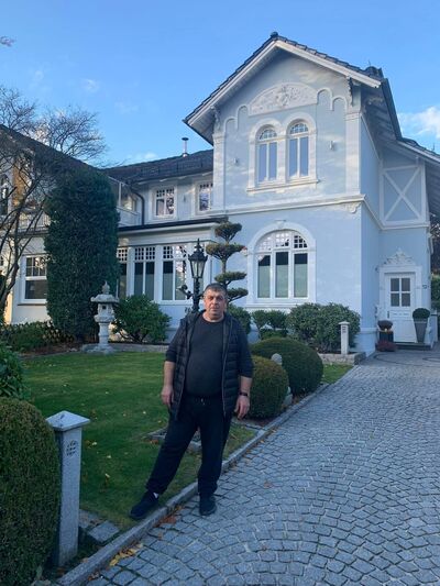  Frankfurt am Main,   Soso, 51 ,   c , 
