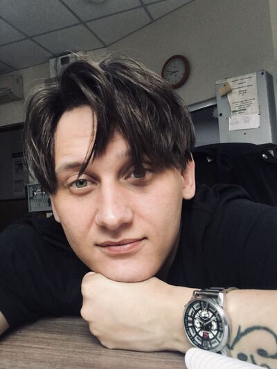  ,   Denis, 28 ,   ,   
