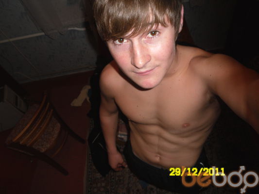  ,   Dmitrii, 32 ,   