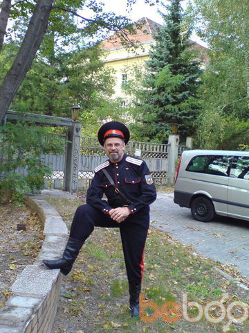  952633  Helg, 69 ,    