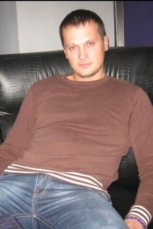  -,   Denis, 43 ,  