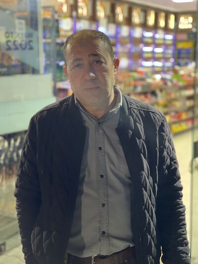  ,   Mehmet, 44 ,   ,   
