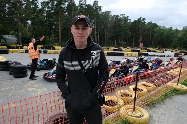  ,   Nikolai, 31 ,   ,   , c 