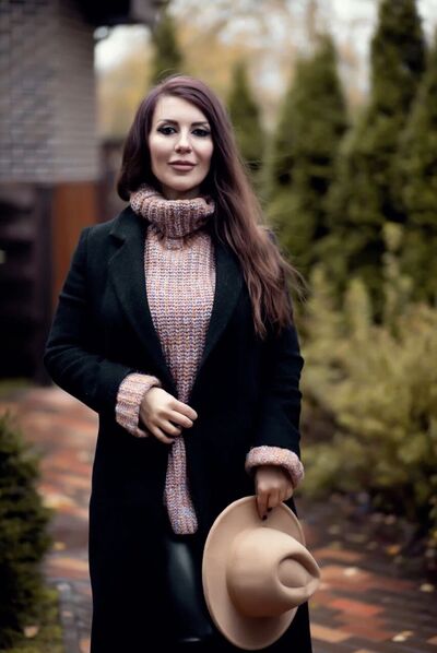  ,   Iren, 42 ,   ,   , c , 