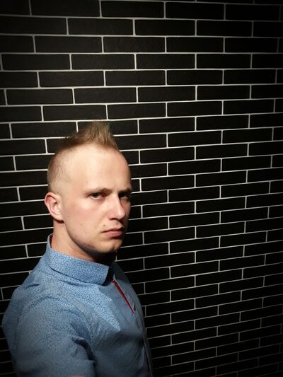  ,   Damian, 30 ,   ,   , c 