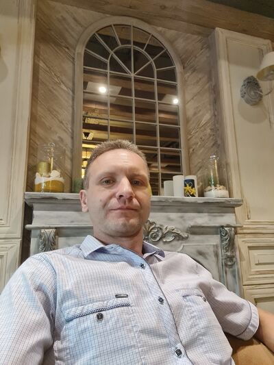  ,   Michael, 39 ,   ,   