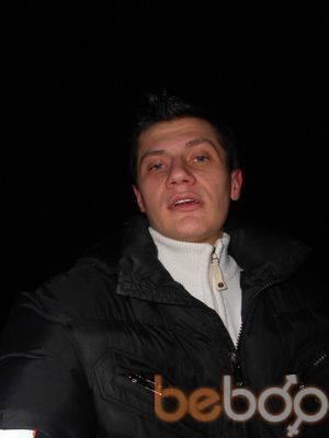  ,   Denis, 32 ,   
