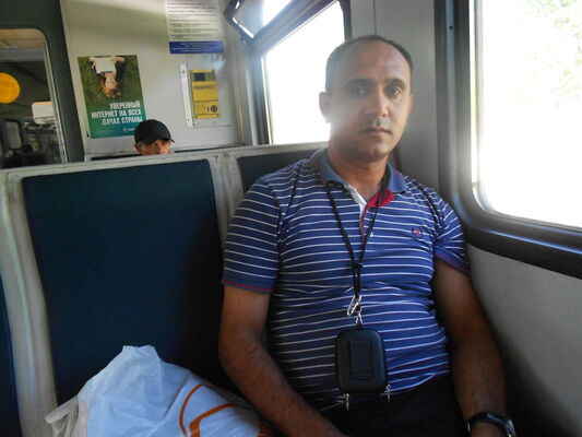  ,   Rovshan, 45 ,  