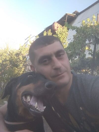  ,   Artur, 40 ,   ,   