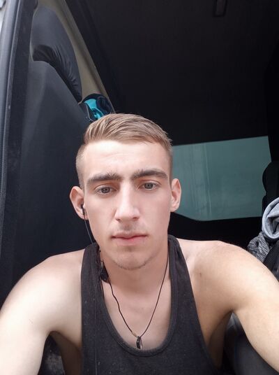  ,   Tudor, 27 ,   ,   , c 