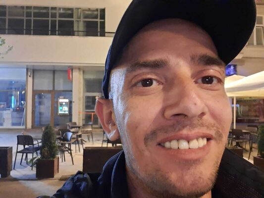  ,   David, 37 ,   ,   , 