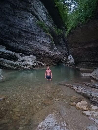  ,   Anton, 35 ,   ,   , c 