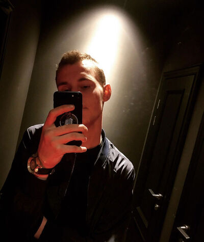  ,   Alex, 25 ,   ,   
