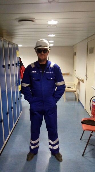  ,   Lgor, 44 ,   