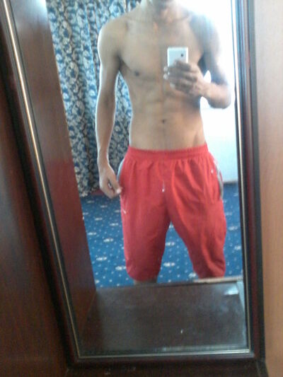  -,   Mustafo, 28 ,   