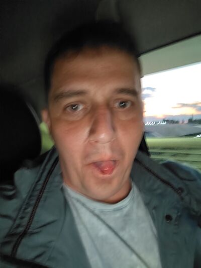  ,   Ilya, 37 ,   ,   
