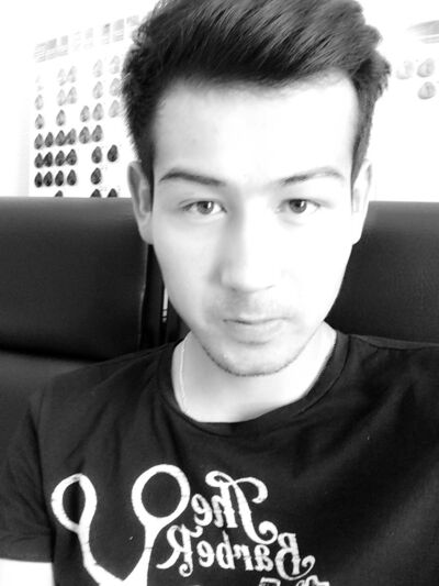  ,   Akbar, 31 ,   