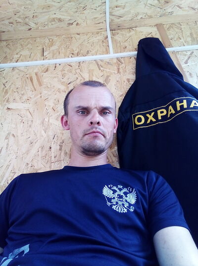  ,   Maxim, 32 ,     , c 