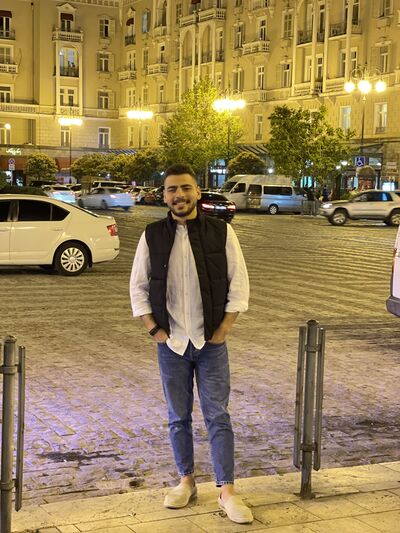  ,   Koko, 25 ,   ,   