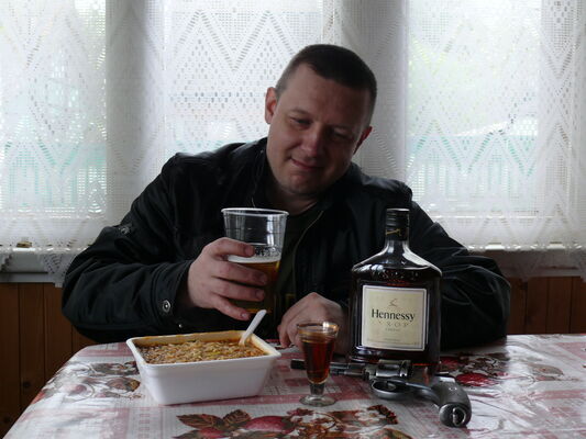  ,   Alex, 51 ,   ,   , c , 