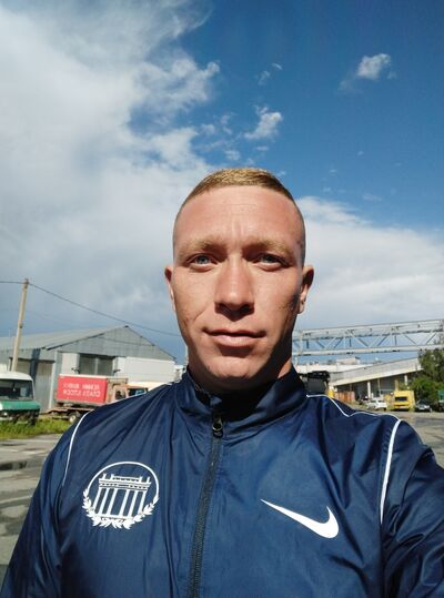  -,   Pavel, 33 ,   ,   , c , 