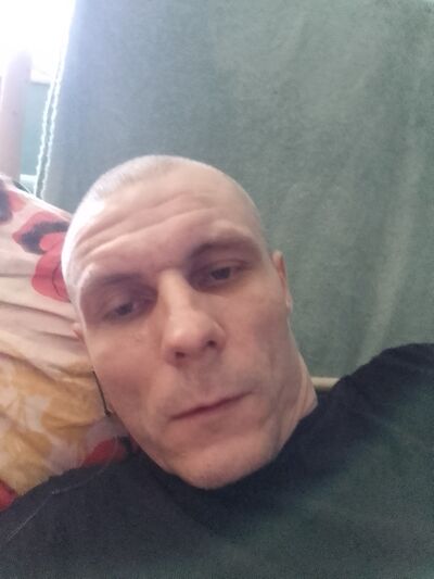  ,   Ruslan, 38 ,   ,   