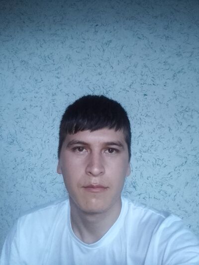  ,   Lutfullo, 25 ,   ,   