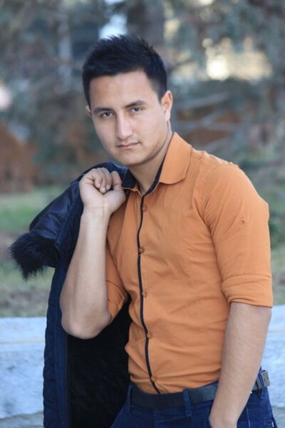  ,   Bek, 34 ,   