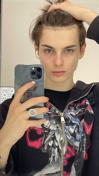  -,   , 21 ,   ,   
