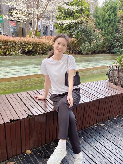  ,   Catherine, 32 ,   ,   