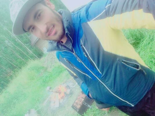 ,   Roxit, 32 ,   