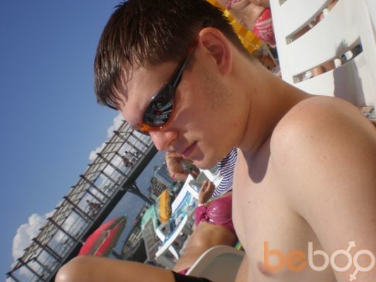  ,   Nik, 40 ,   