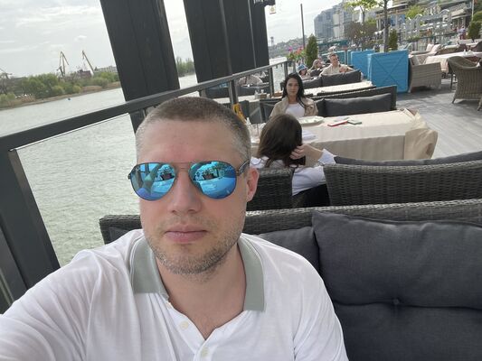  ,   Grifon, 42 ,   ,   