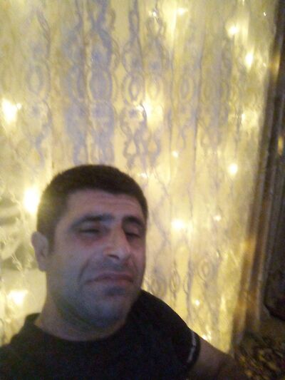 ,   David, 46 ,   c 