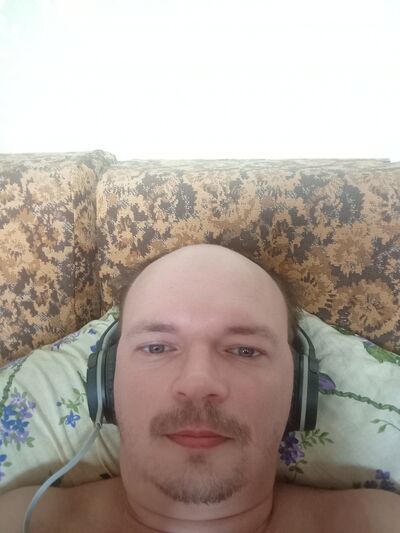  ,   Viktor, 39 ,   ,   , c , 