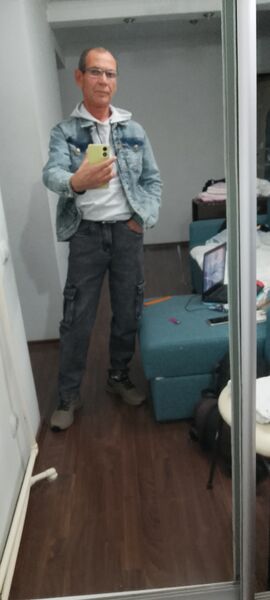  ,   Anatol, 55 ,   c 