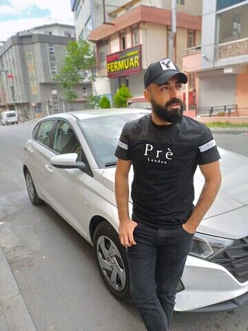  49429703  Turan, 32 ,    
