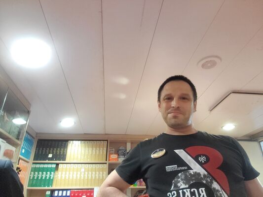  ,   Serhii, 39 ,     
