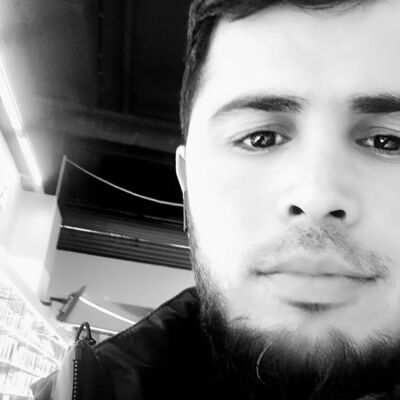  ,   M, 29 ,   ,   , 