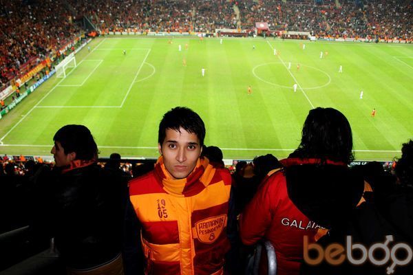  ,   Rolan, 39 ,   