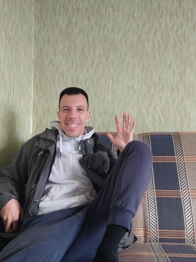  ,   Pavel, 32 ,     , c 
