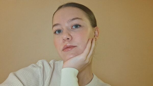  ,   Tatiana, 18 ,   