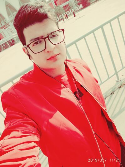  ,   JaMes, 30 ,     , c , 