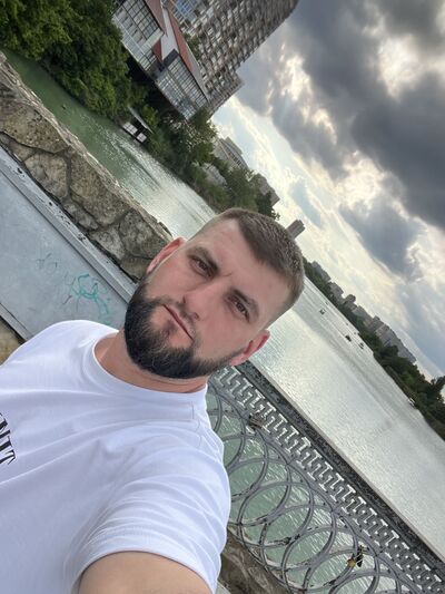  -,   Vladislav, 33 ,   ,   