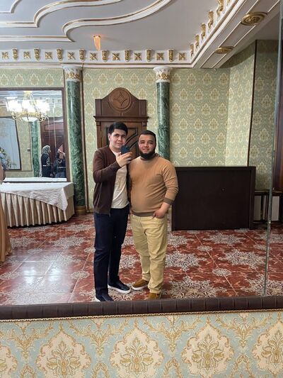  ,   Amirxon, 23 ,   ,   