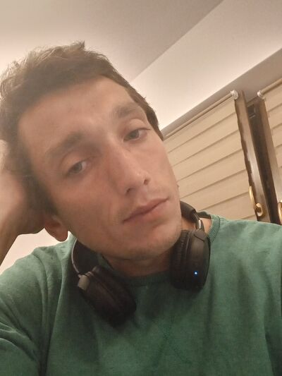  ,   Andrea, 31 ,   ,   , c 